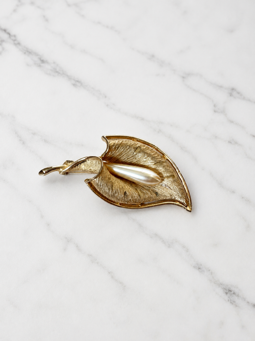 Pearl Lily Brooch