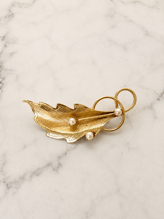 Pearl Laurel Brooch
