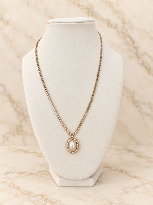 The Pearl Halo Necklace by Monet