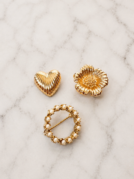 Golden Keepsake Brooch Trio